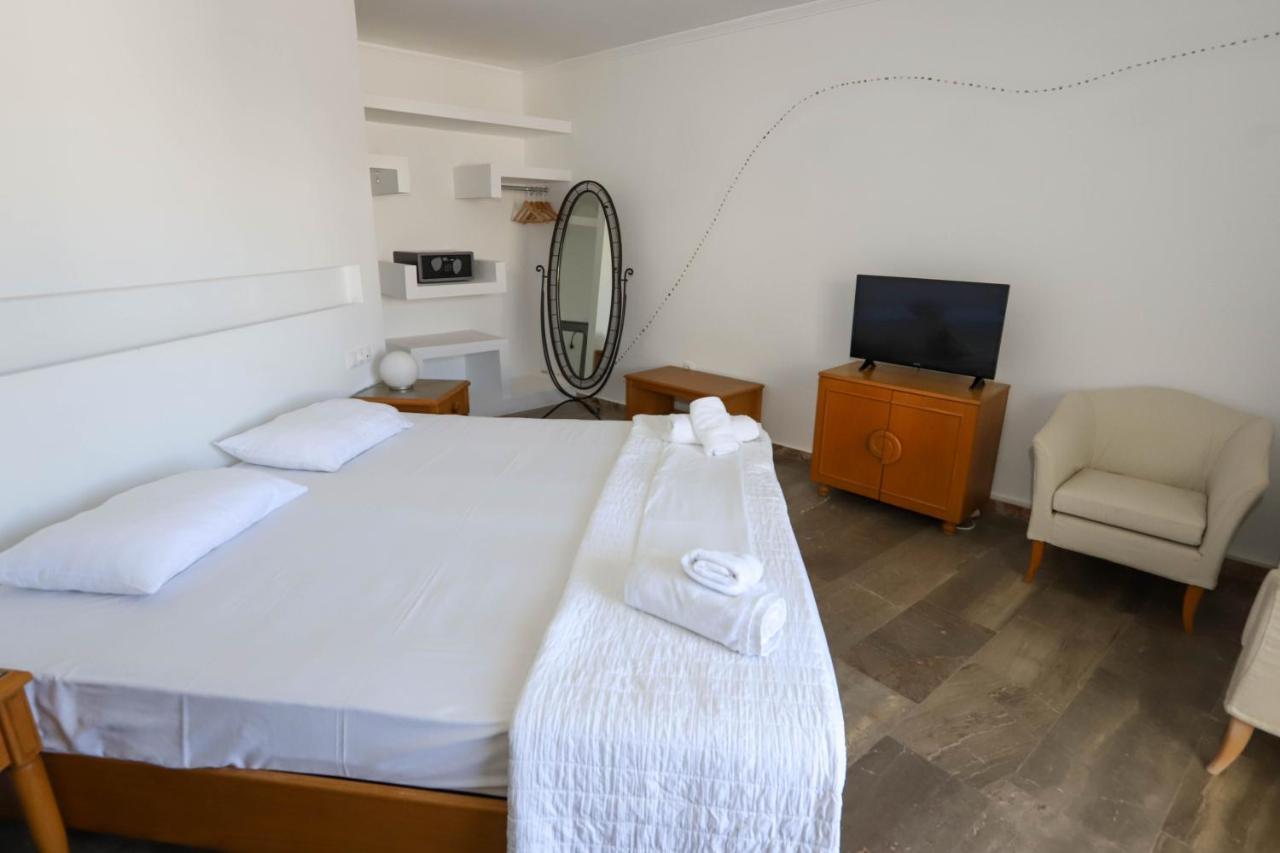 Aeolos Bay Tinos Luaran gambar